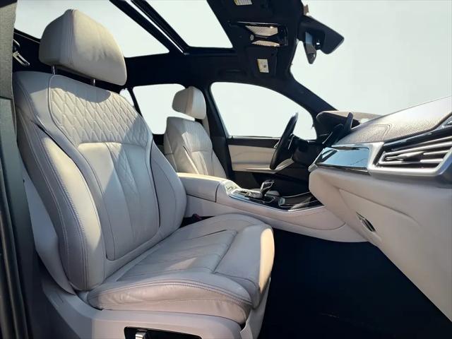 2021 BMW X5 M50i
