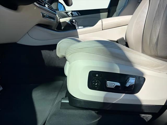 2021 BMW X5 M50i