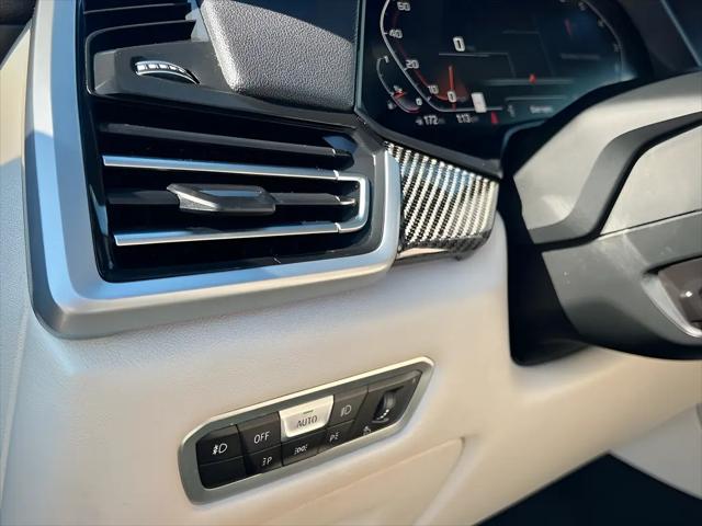 2021 BMW X5 M50i