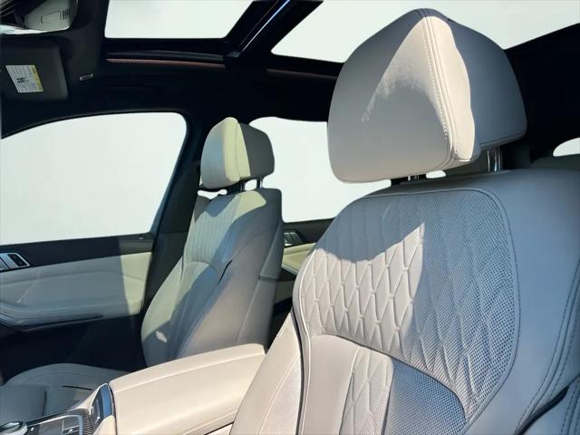 2021 BMW X5 M50i