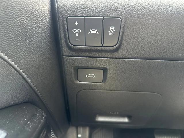 2023 Kia K5 EX