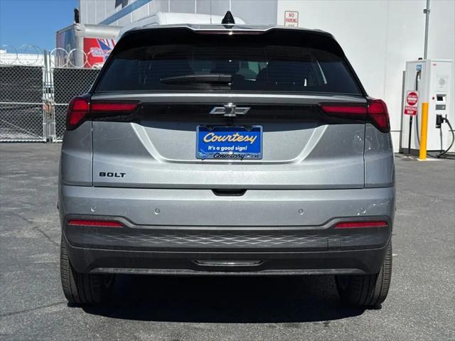 2027 Chevrolet Bolt LT FWD