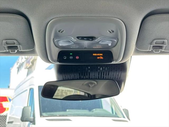 2027 Chevrolet Bolt LT FWD