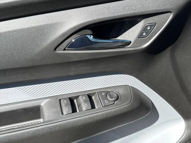 2027 Chevrolet Bolt LT FWD