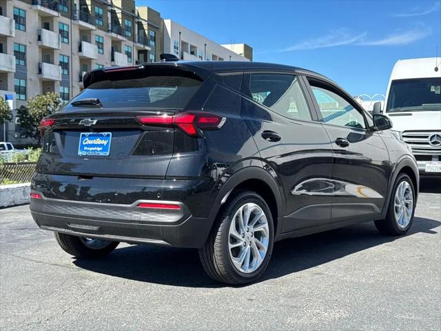 2027 Chevrolet Bolt LT FWD