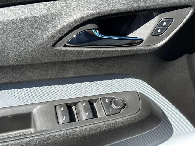 2027 Chevrolet Bolt LT FWD