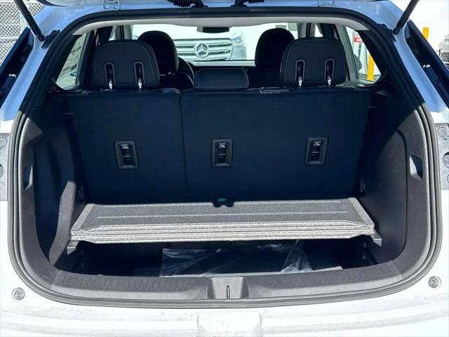 2027 Chevrolet Bolt LT FWD