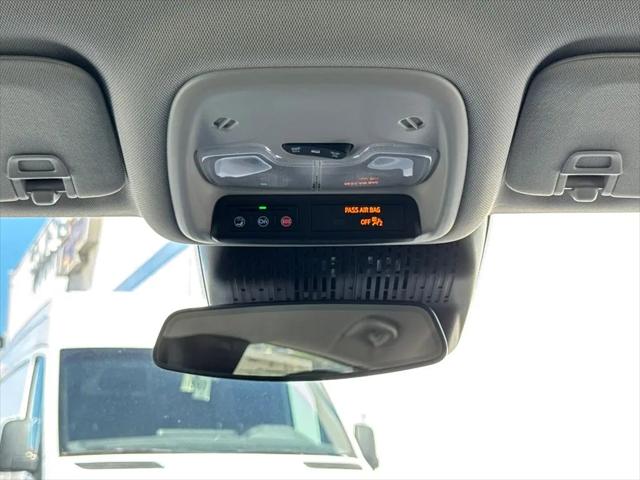 2027 Chevrolet Bolt LT FWD