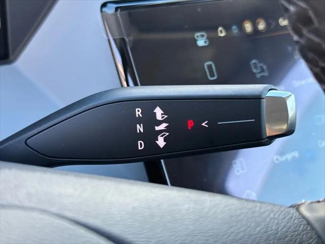 2027 Chevrolet Bolt LT FWD