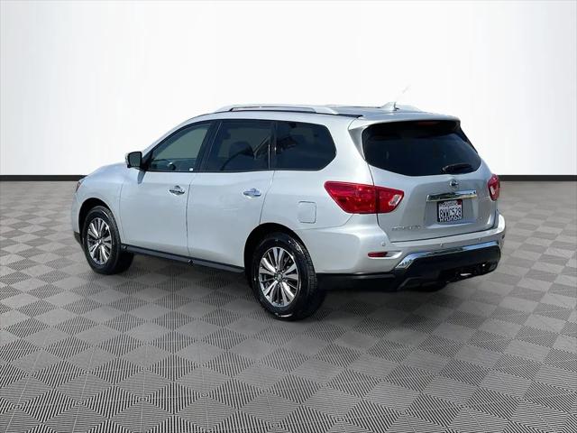 2020 Nissan Pathfinder SL 4WD
