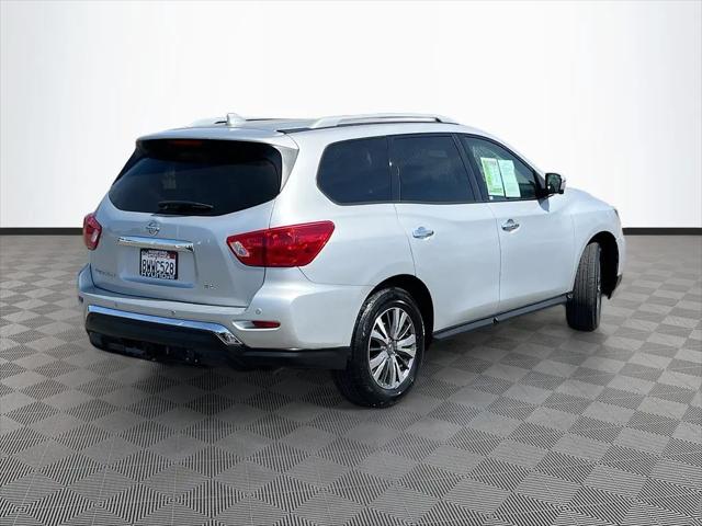 2020 Nissan Pathfinder SL 4WD