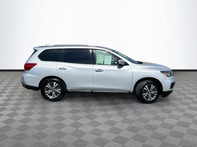 2020 Nissan Pathfinder SL 4WD