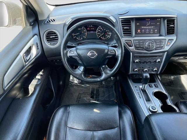 2020 Nissan Pathfinder SL 4WD