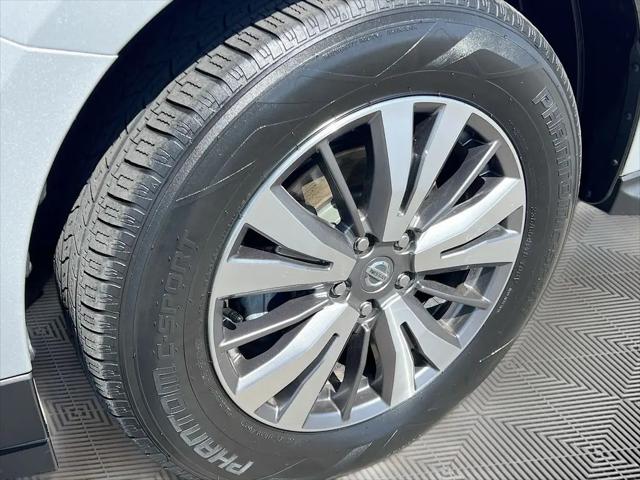 2020 Nissan Pathfinder SL 4WD