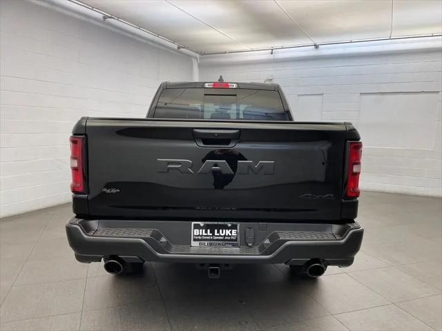 2026 Ram 1500 Warlock Crew Cab 4x4 5'7" Box