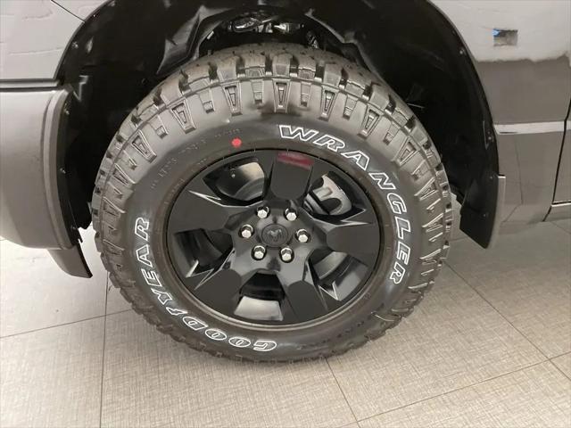 2026 Ram 1500 Warlock Crew Cab 4x4 5'7" Box