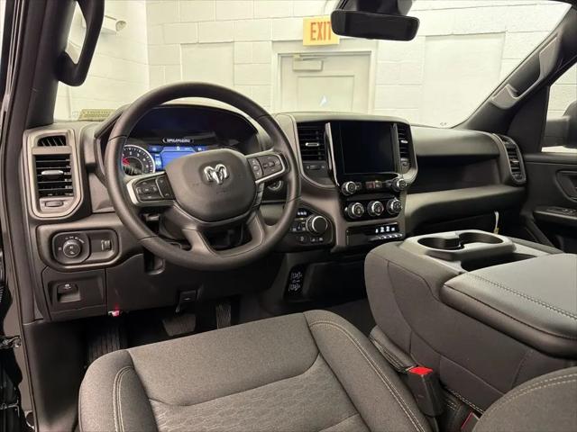 2026 Ram 1500 Warlock Crew Cab 4x4 5'7" Box
