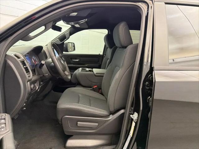 2026 Ram 1500 Warlock Crew Cab 4x4 5'7" Box