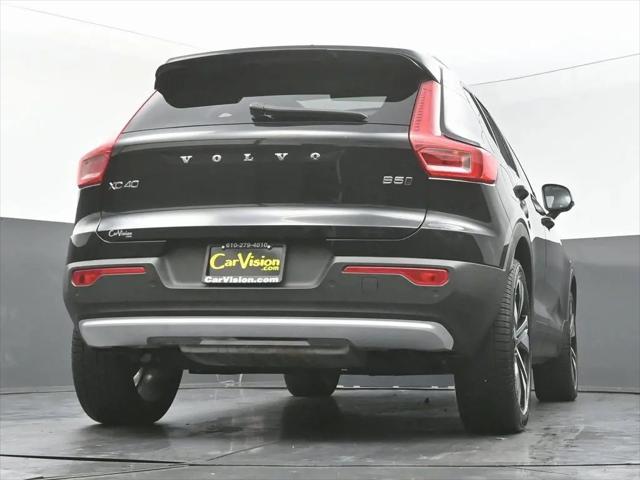 2024 Volvo XC40 B5 Ultimate Bright Theme