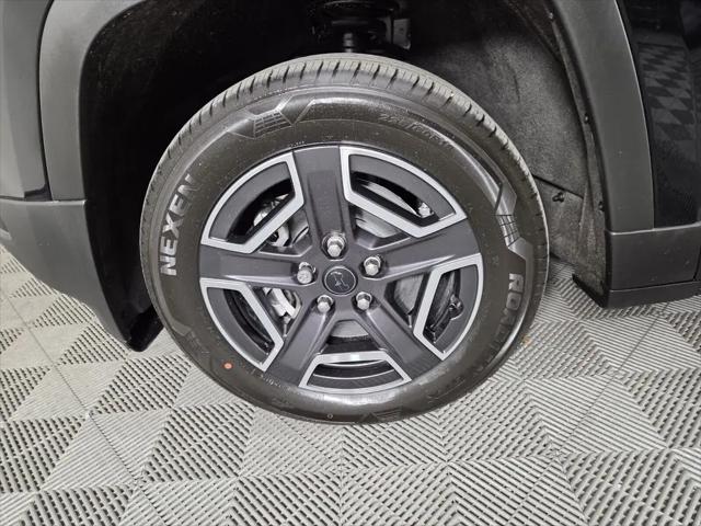 2026 Jeep Cherokee Laredo 4x4
