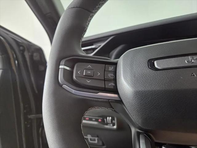 2026 Jeep Cherokee Laredo 4x4