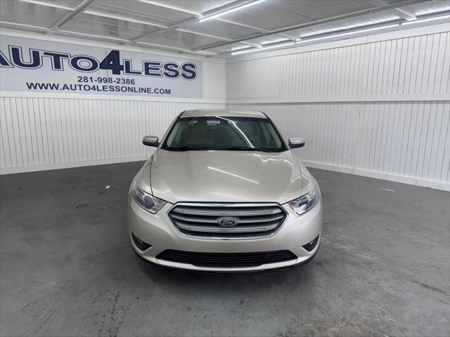 2018 Ford Taurus SEL