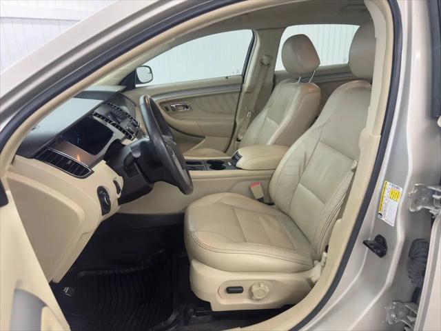2018 Ford Taurus SEL