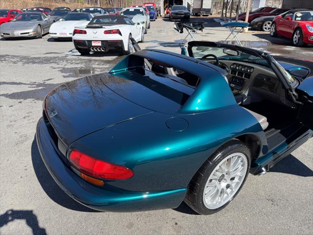 1995 Dodge Viper RT/10