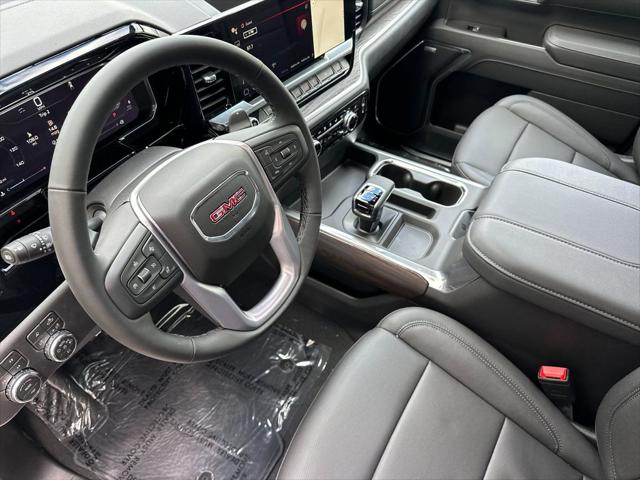 2026 GMC Sierra 1500 Crew Cab, Standard Bed, SLT, 4WD
