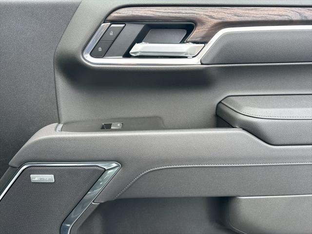 2026 GMC Sierra 1500 Crew Cab, Standard Bed, SLT, 4WD