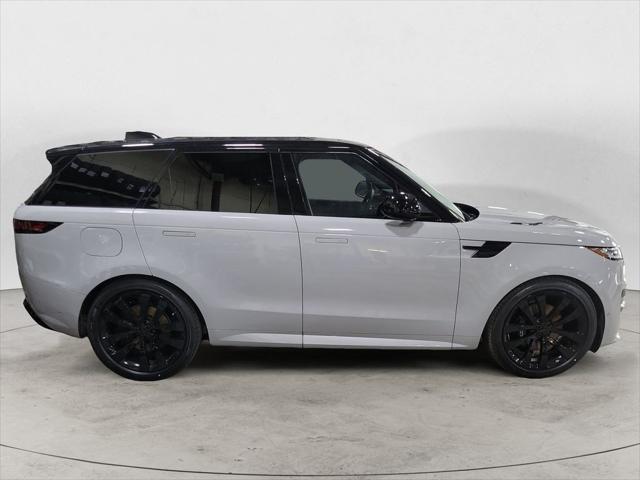 2026 Land Rover Range Rover Sport P400 Dynamic SE