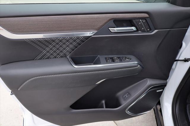 2026 GMC Acadia Denali FWD