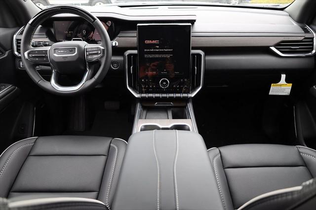 2026 GMC Acadia Denali FWD