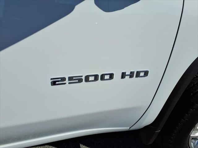 2026 Chevrolet Silverado 2500HD Crew Cab, Long Bed, WT, 4WD
