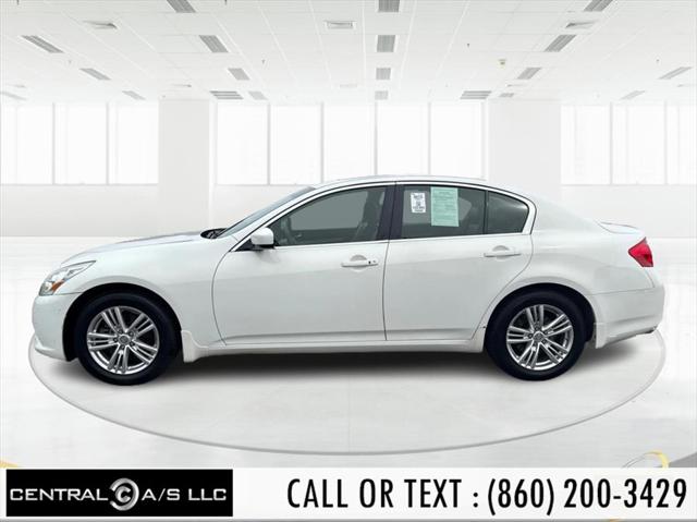 2013 INFINITI G37 4dr x AWD