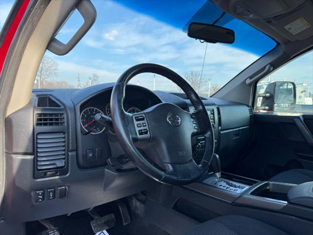 2012 Nissan Titan SV