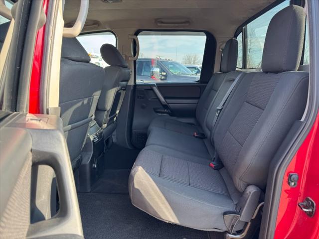 2012 Nissan Titan SV