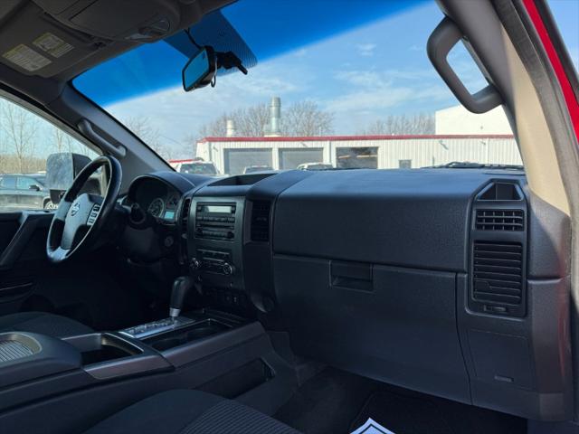 2012 Nissan Titan SV