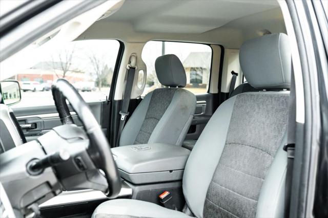2017 Ram 1500 Big Horn Crew Cab 4x4 5'7" Box