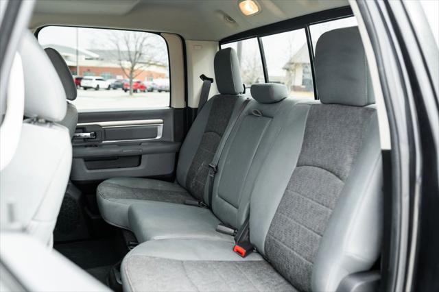 2017 Ram 1500 Big Horn Crew Cab 4x4 5'7" Box