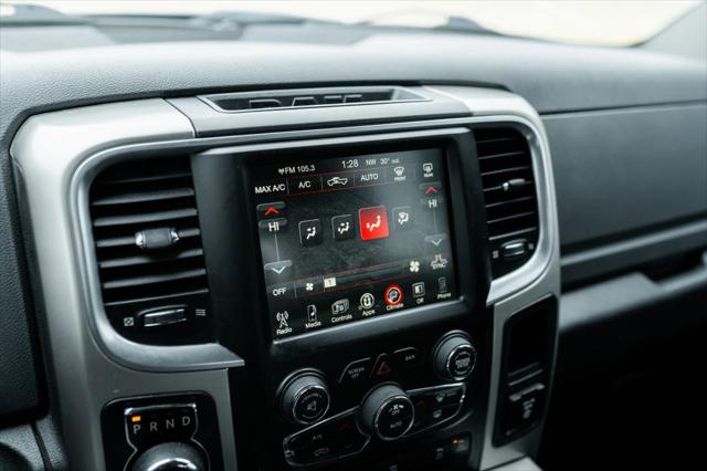 2017 Ram 1500 Big Horn Crew Cab 4x4 5'7" Box