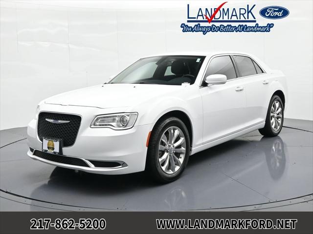 2022 Chrysler 300 Touring AWD for sale in Springfield, IL