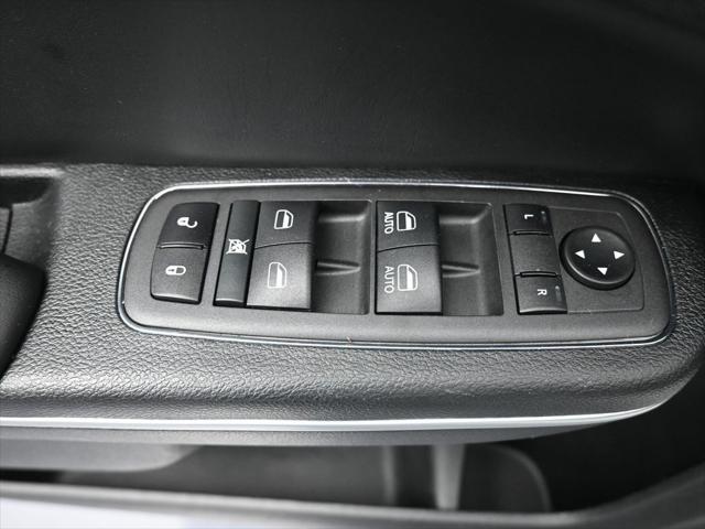 2022 Chrysler 300 Touring AWD