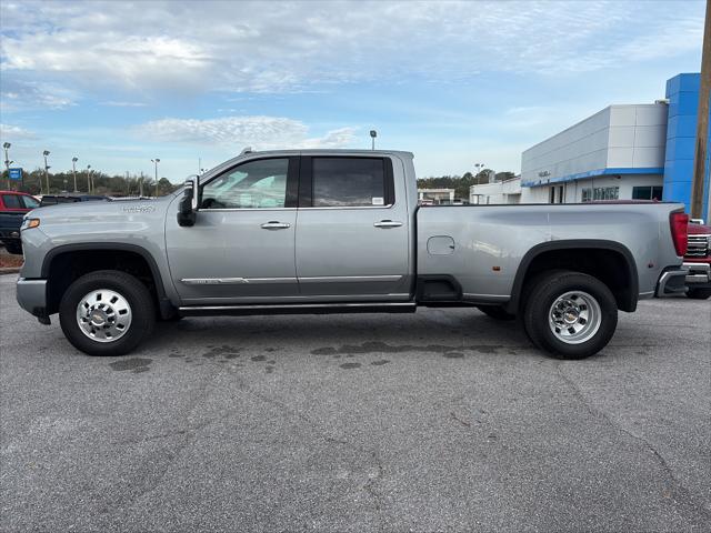 2025 Chevrolet Silverado 3500HD 4WD Crew Cab Long Bed High Country