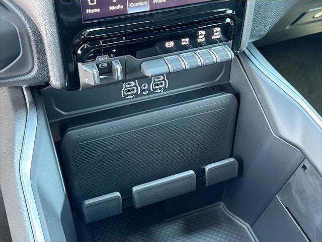 2026 Ram 3500 Big Horn Crew Cab 4x4 8 Box