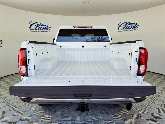 2026 GMC Sierra 2500HD Crew Cab, Standard Bed, Pro, 4WD