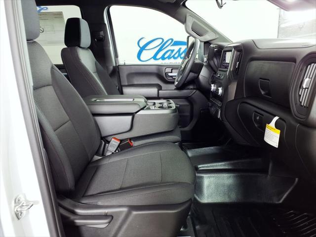 2026 GMC Sierra 2500HD Crew Cab, Standard Bed, Pro, 4WD