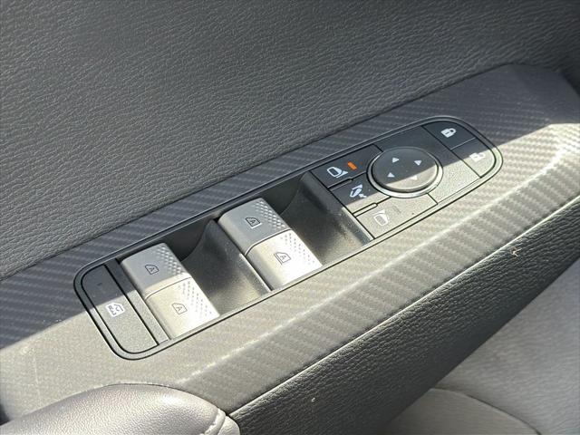 2025 Mitsubishi Outlander PHEV SE S-AWC