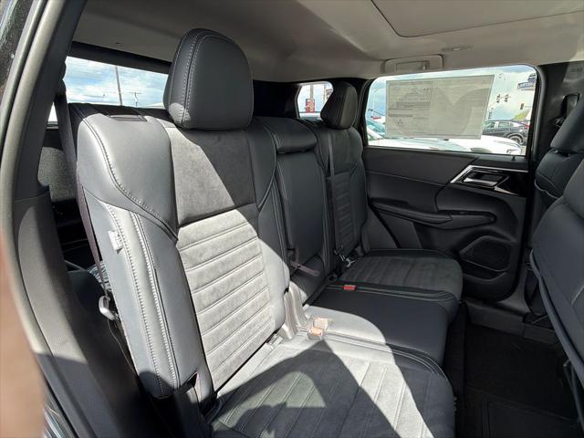 2025 Mitsubishi Outlander PHEV SE S-AWC