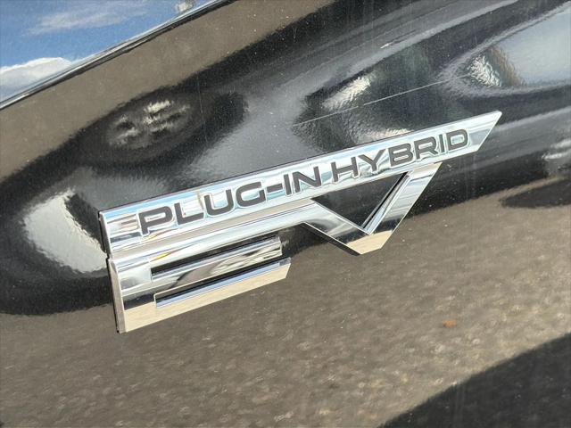 2025 Mitsubishi Outlander PHEV SE S-AWC